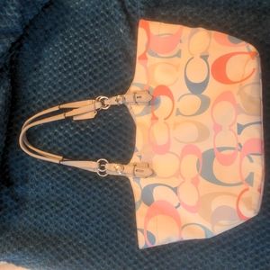 COACH F16275 Optic Print Carly  Tote  Bag